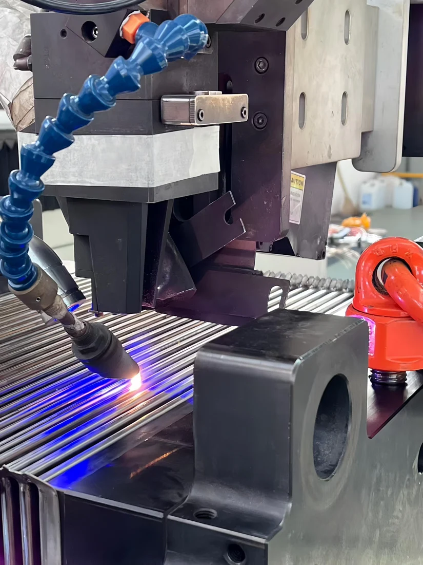 Automatic laser welding